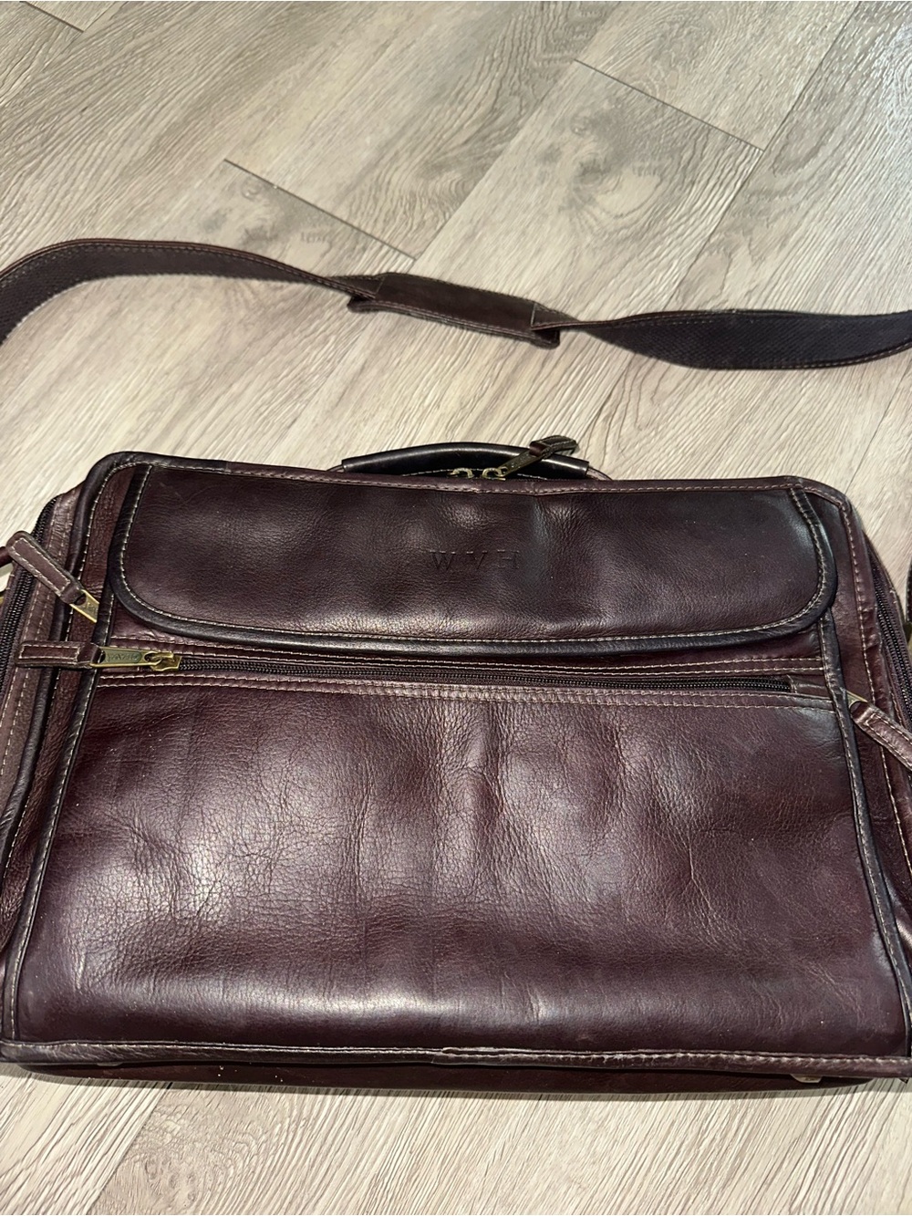 Clava Burgundy Leather Briefcase Laptop Messenger Bag